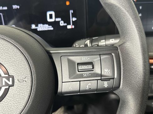 Used 2025 Nissan Kicks SV FWD image 26