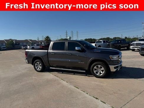 Used 2022 RAM 1500 Laramie AWD/4WD image 2
