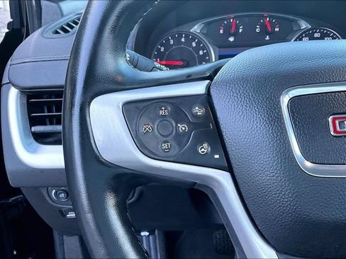 Used 2023 GMC Terrain SLT FWD image 11