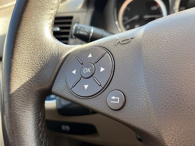 Used 2010 Mercedes-Benz C 300 4MATIC Sedan image 33