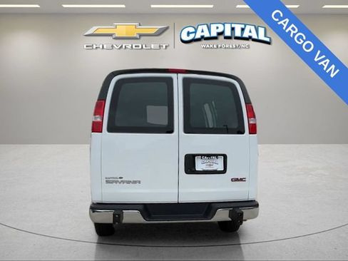 Used 2024 GMC Savana 2500 w/ Driver Convenience Package RWD image 4