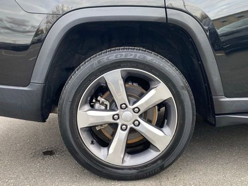 Certified 2021 Jeep Grand Cherokee L Limited w/ Luxury Tech Group II image 21