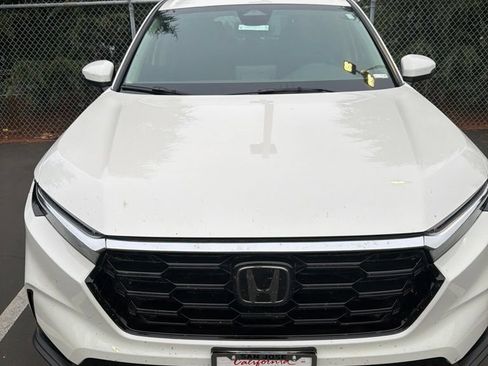 Used 2025 Honda CR-V EX image 1
