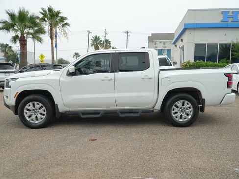 Used 2023 Nissan Frontier SV w/ Technology Package AWD/4WD image 8