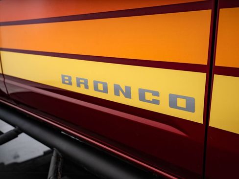 Used 2025 Ford Bronco Big Bend w/ Black Diamond Package AWD/4WD image 15