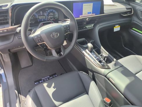 New 2026 Toyota Crown Signia image 18