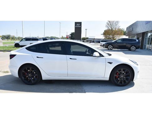 Used 2018 Tesla Model 3 Long Range image 7