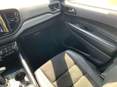 Used 2022 Dodge Durango GT AWD/4WD image 25
