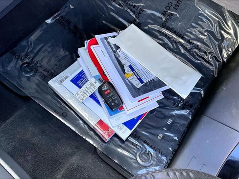 Used 2022 Toyota Sienna XSE image 20