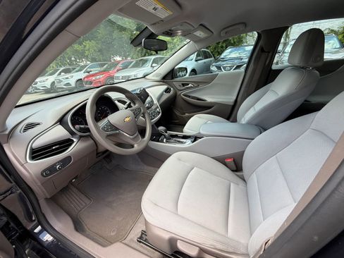 Used 2022 Chevrolet Malibu LS FWD image 22