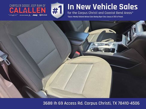 Used 2022 Ford Explorer XLT AWD/4WD image 22