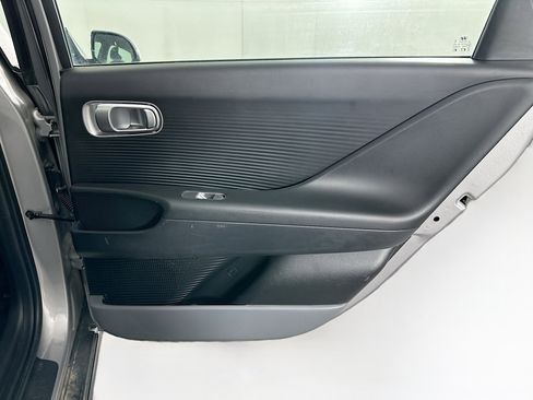 Used 2024 Hyundai Ioniq 6 SE RWD image 30