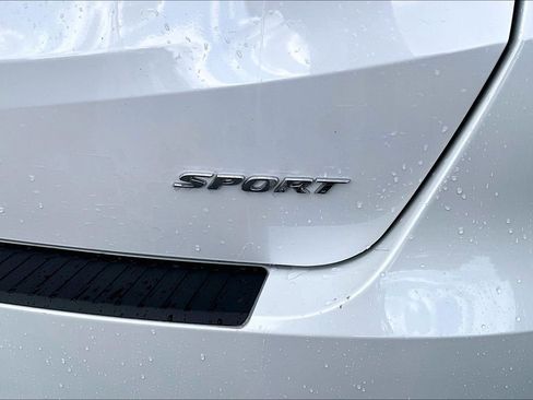 Certified 2024 Honda Odyssey Sport image 24