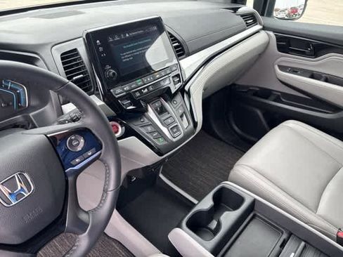 Used 2023 Honda Odyssey Touring image 22
