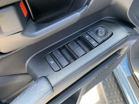 Used 2025 Toyota 4Runner SR5 AWD/4WD image 8