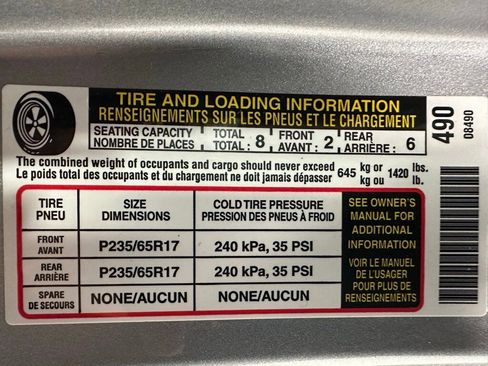 Used 2025 Toyota Sienna XLE image 12