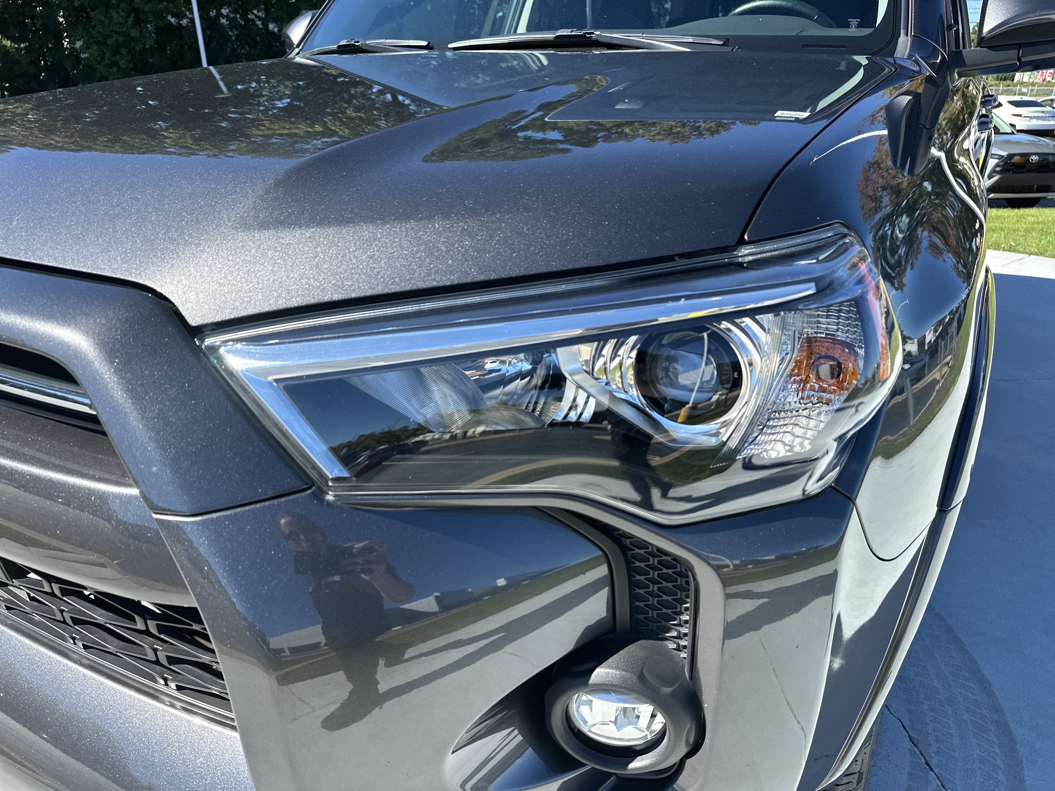 Used 2023 Toyota 4Runner SR5 Premium w/ Moonroof Package RWD image 6