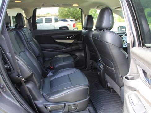 Used 2020 Subaru Ascent Premium w/ Convenience Package AWD/4WD image 16