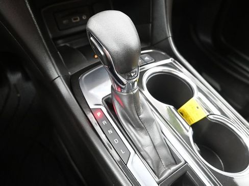 Used 2022 Chevrolet Equinox Premier FWD image 22