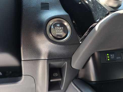 Used 2023 Lexus ES 350 w/ Premium Package FWD image 39