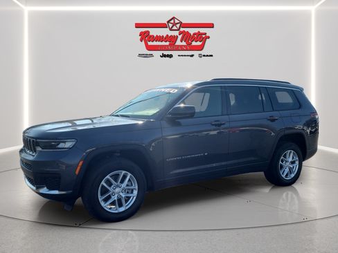 Used 2025 Jeep Grand Cherokee L Laredo AWD/4WD image 1