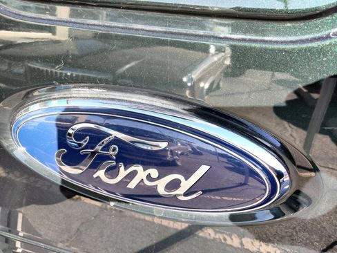 Used 2016 Ford F250 XL w/ Power Equipment Group image 10