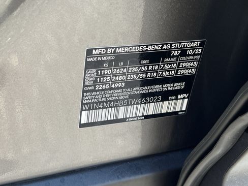 Used 2026 Mercedes-Benz GLB 250 4MATIC image 35