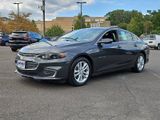 Used 2017 Chevrolet Malibu LT image 3