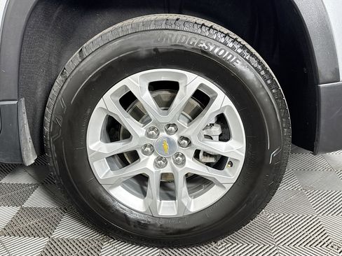 Used 2024 Chevrolet Traverse LS w/ Safety Package image 36