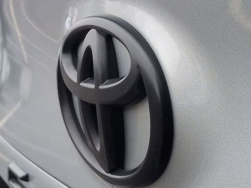 Certified 2023 Toyota Camry XSE w/ Navigation Package image 31