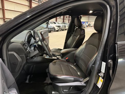 Used 2023 Ford Escape ST-Line w/ Tech Pack #1 FWD image 14