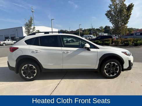 Used 2022 Subaru Crosstrek 2.0i Premium w/ Moonroof Package AWD/4WD image 2