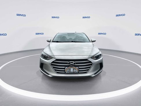 Used 2017 Hyundai Elantra SE FWD image 3