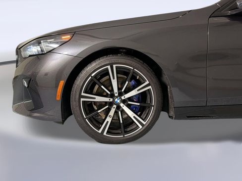 Used 2026 BMW 530i w/ M Sport Package RWD image 12