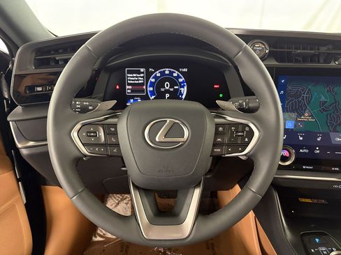 Used 2024 Lexus RZ 300e Premium FWD image 11