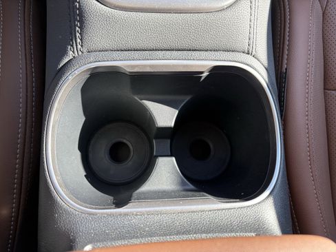 Used 2021 Subaru Outback Touring XT image 18