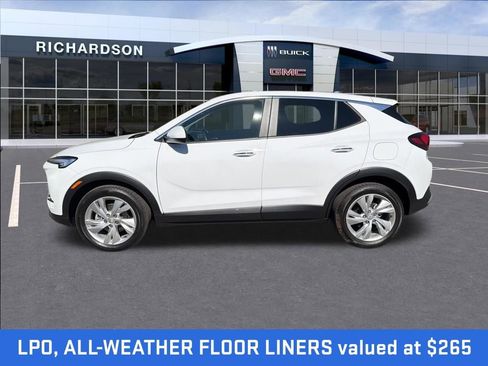 Used 2025 Buick Encore GX Preferred FWD image 2