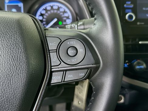 Used 2023 Toyota Camry SE image 17