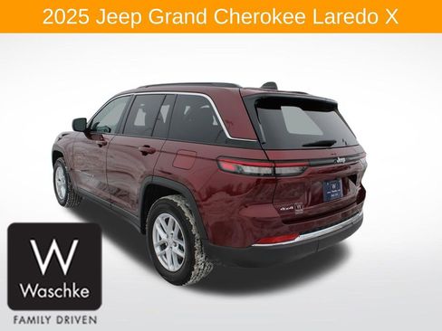 Used 2025 Jeep Grand Cherokee Laredo X w/ Trailer Tow Package image 5