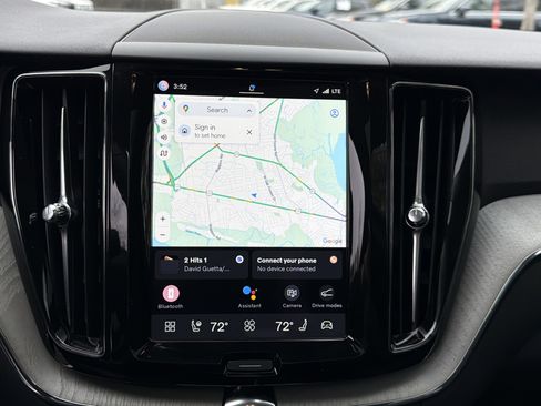 Certified 2025 Volvo XC60 B5 Plus image 24