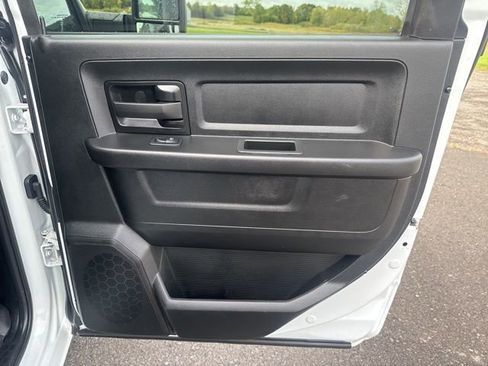 Used 2024 RAM 2500 Tradesman w/ Protection Group image 23