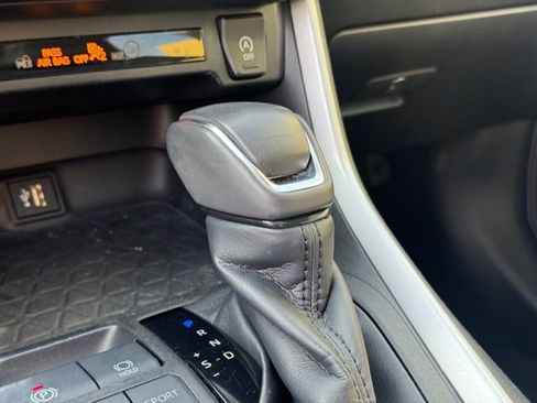 Used 2023 Toyota RAV4 XLE Premium image 25