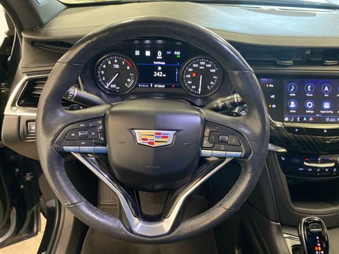 Used 2020 Cadillac XT6 Premium Luxury image 20