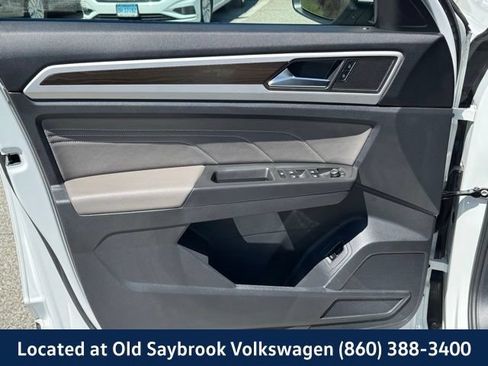 Used 2023 Volkswagen Atlas SE w/ Panoramic Sunroof Package AWD/4WD image 36