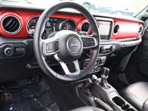 Used 2021 Jeep Wrangler Rubicon AWD/4WD image 14