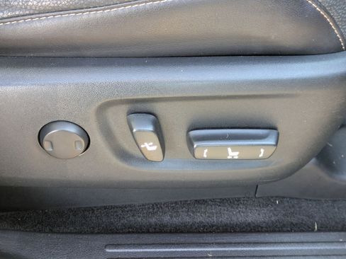 Used 2016 Lexus GX 460 image 38