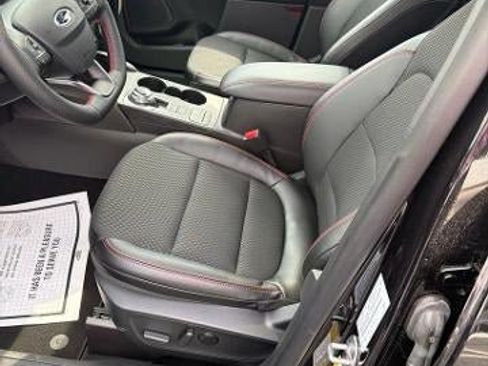 New 2025 Ford Escape ST-Line w/ Cold Weather Package FWD image 10