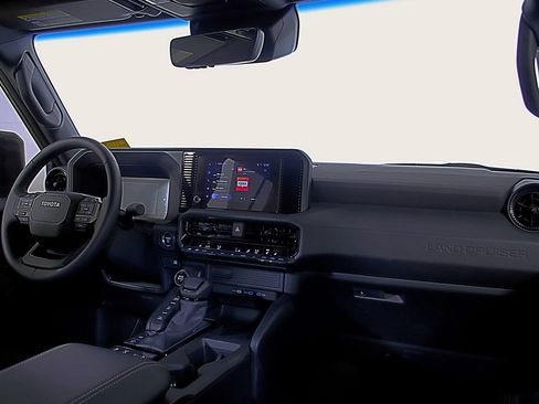 Used 2025 Toyota Land Cruiser 1958 image 14