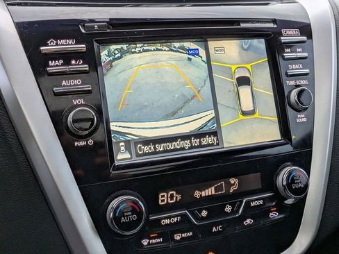 Used 2017 Nissan Murano SV w/ Premium Plus Package image 16