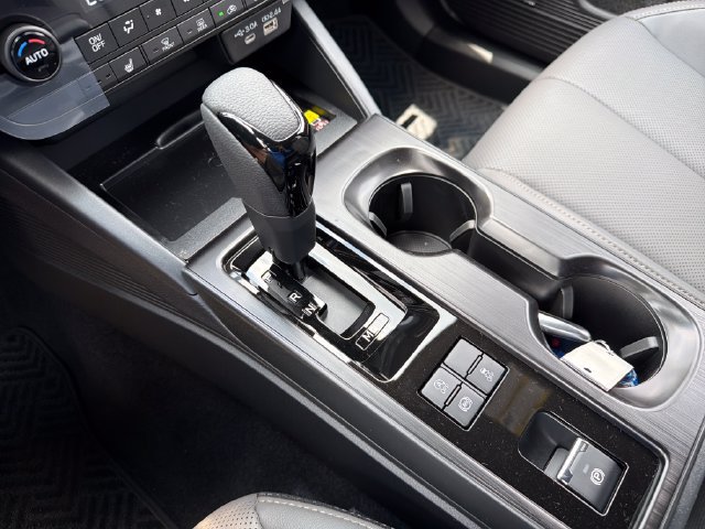 New 2026 Subaru Outback Limited AWD/4WD image 15